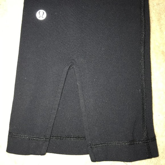 Lululemon Crop Legging with Back Slit - Picture 4 of 8